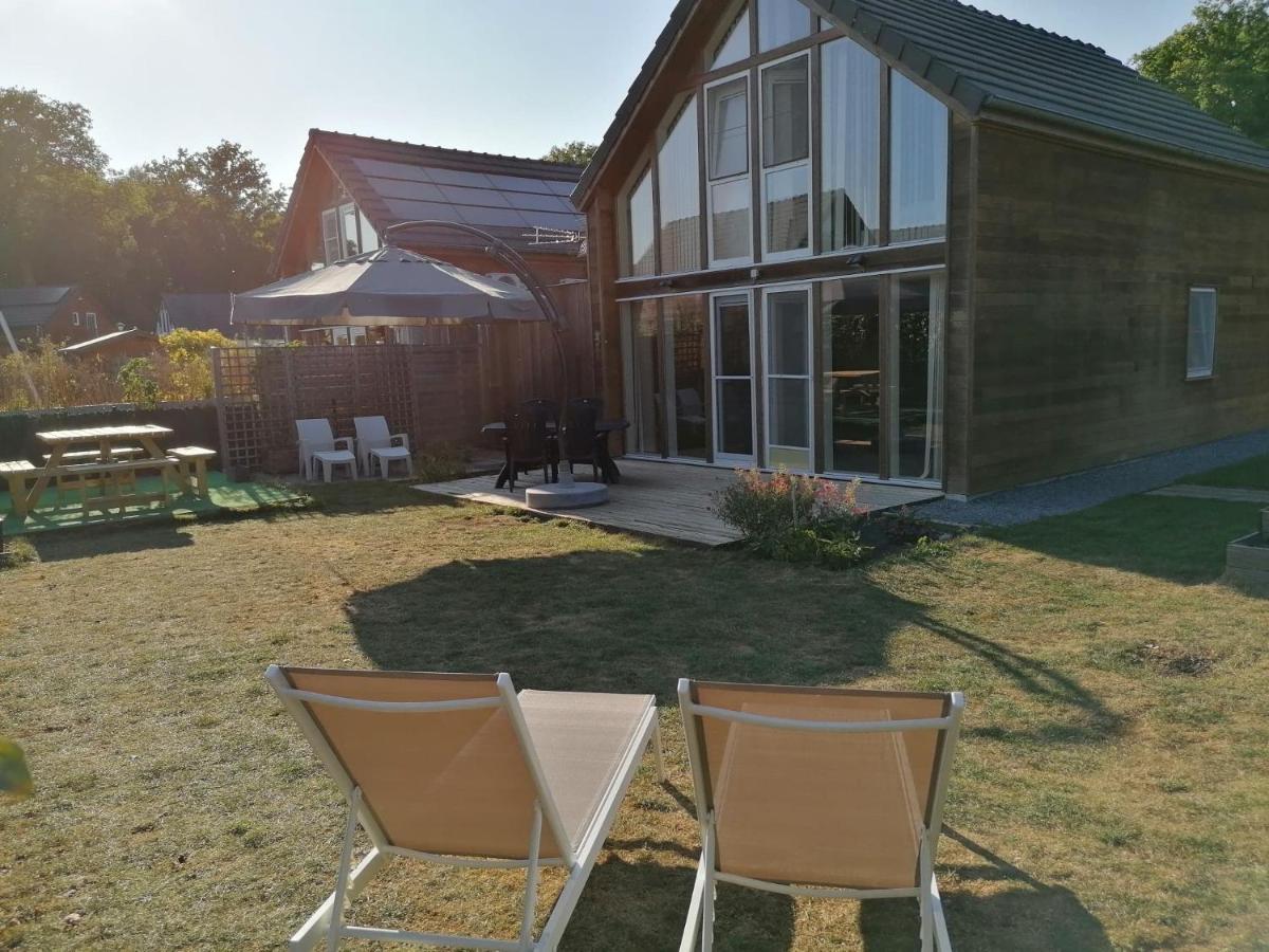 Maison 3 Chambres A 200 M De La Plage Des Lacs De L Eau D Heure Froidchapelle Exterior photo