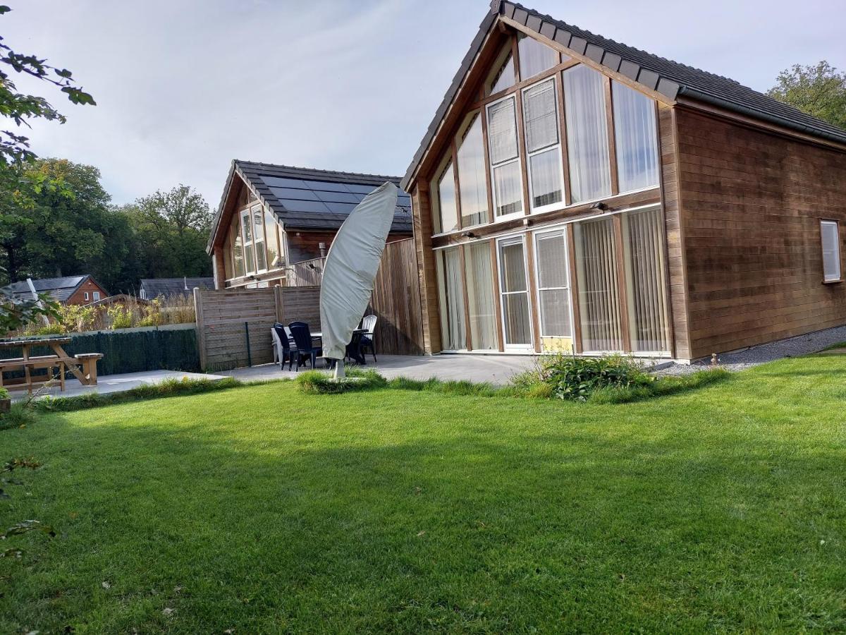 Maison 3 Chambres A 200 M De La Plage Des Lacs De L Eau D Heure Froidchapelle Exterior photo